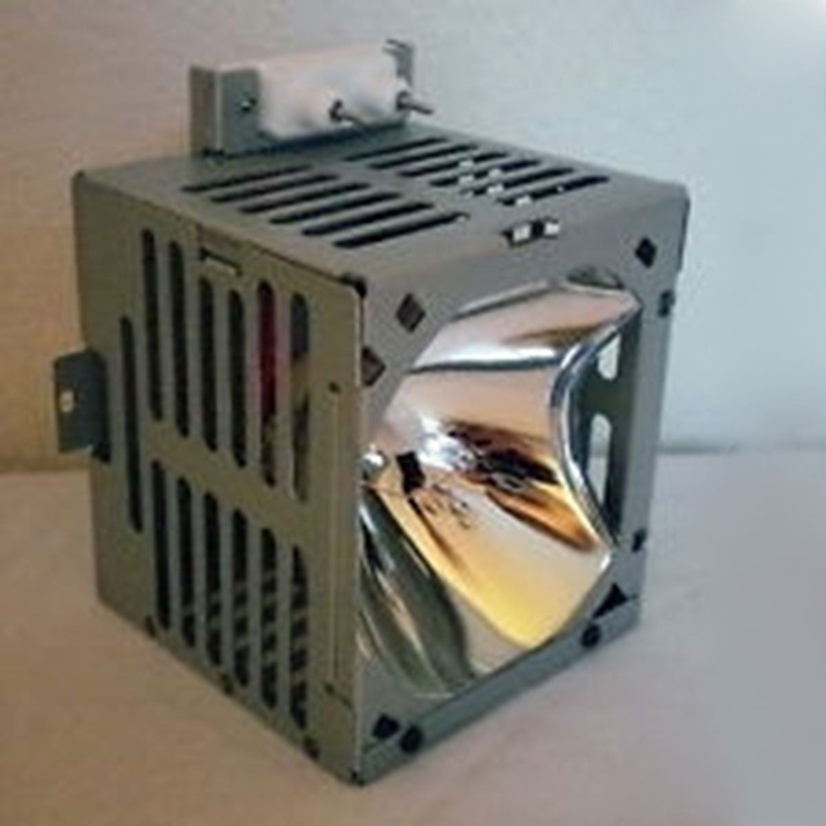 Sanyo POA-LMP07 Osram Projector Lamp Module